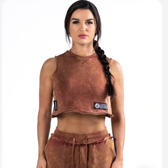 Alphalete Very Terry Crop Cutoff - bloodstone - small - Picture 1 of 4